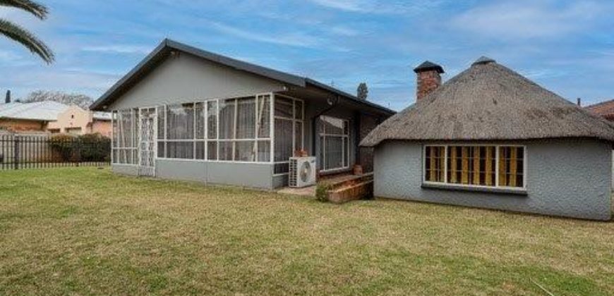 Neat family home in Florentia Alberton this is a home not to be missed